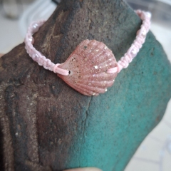 Bracelet with ocean shell 