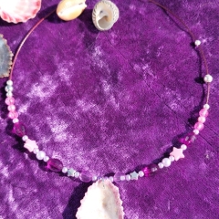 Choker with pink limpet shell 