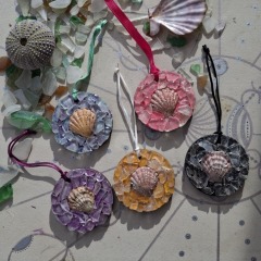 Round Sea Glass Ornaments with Sea Shell 