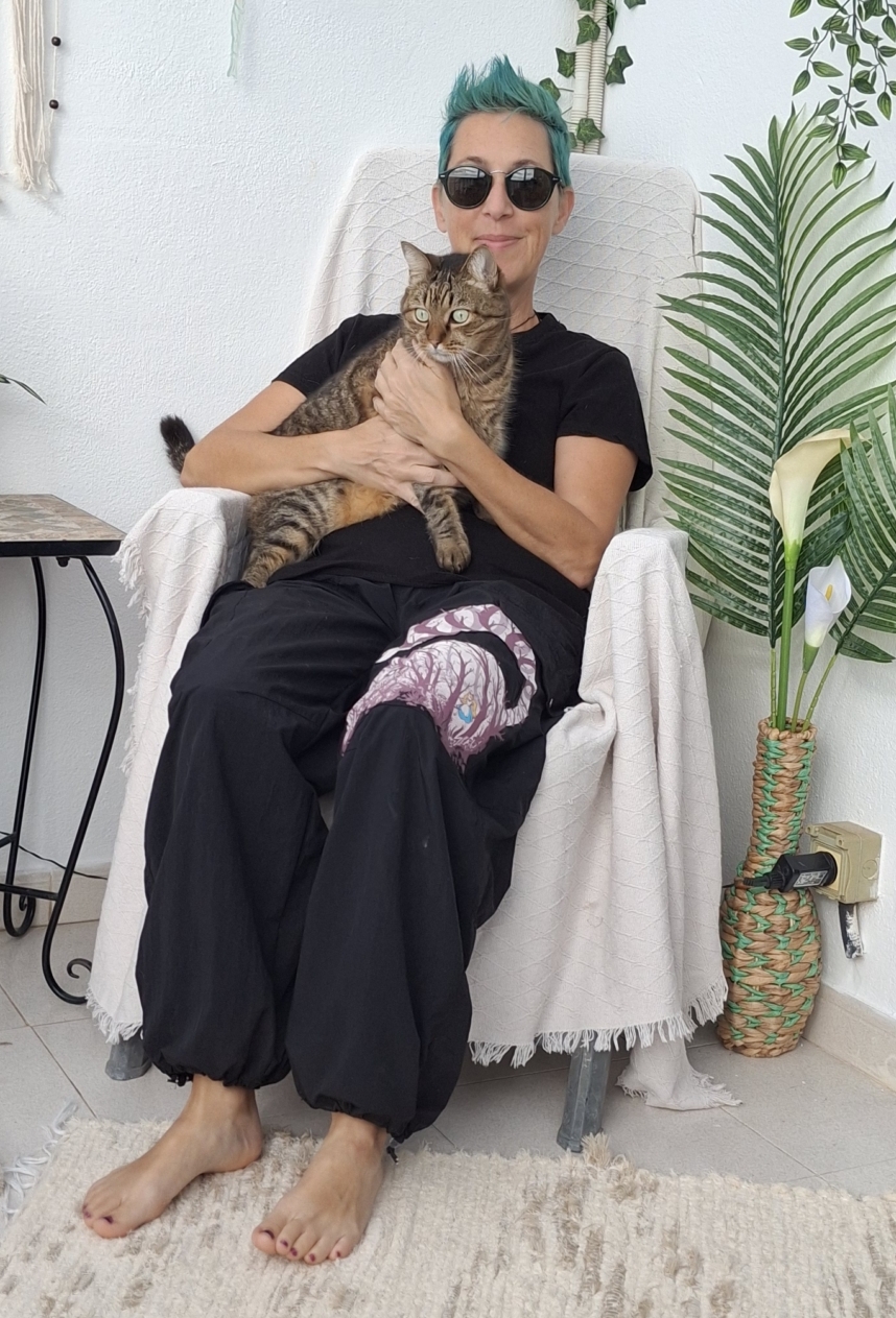 The Artist with her cat Jupiter